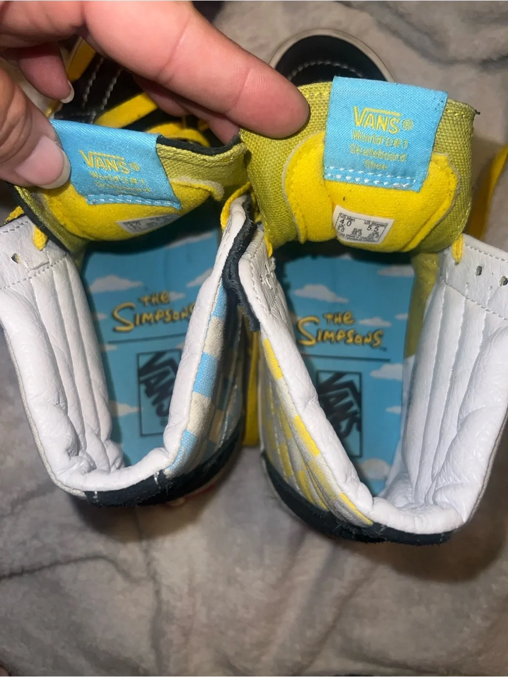 Vans X simpsons collab high top shoes men size 4 woman size 5.5